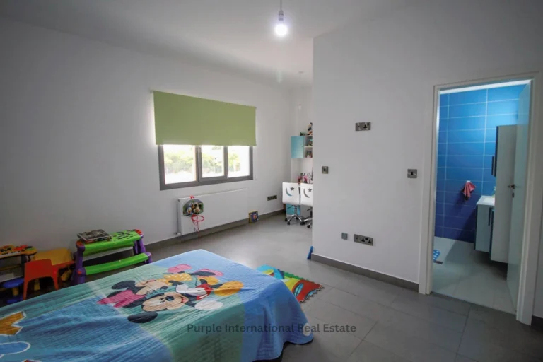4 Bedroom House for Sale in Paphos – Emba