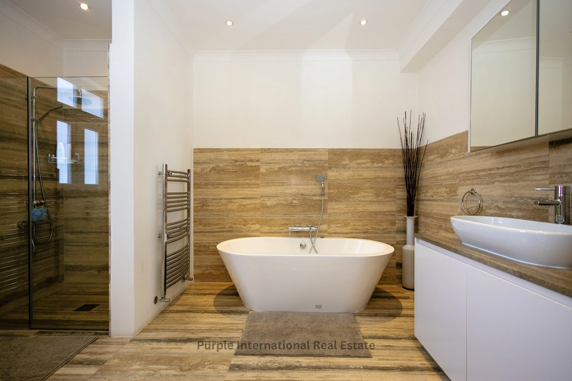 675m² House for Sale in Oroklini, Larnaca District