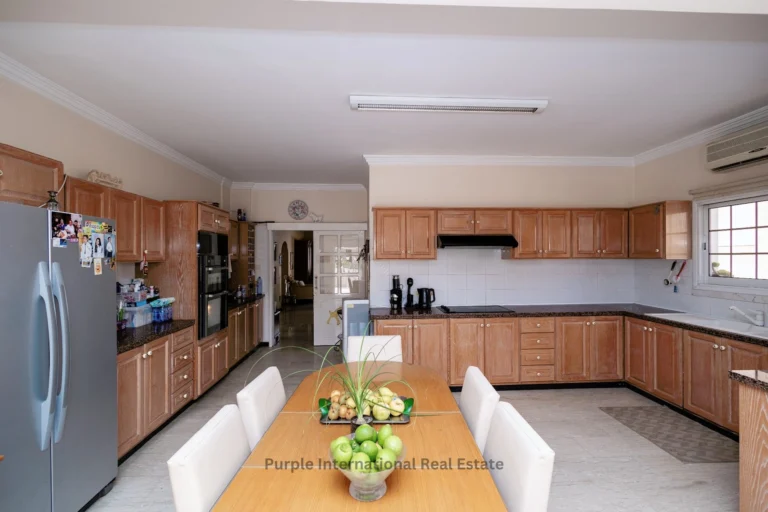 650m² House for Sale in Faneromeni, Larnaca District