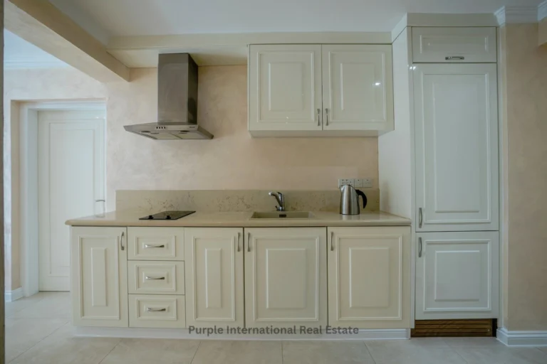 5 Bedroom House for Sale in Argaka, Paphos District