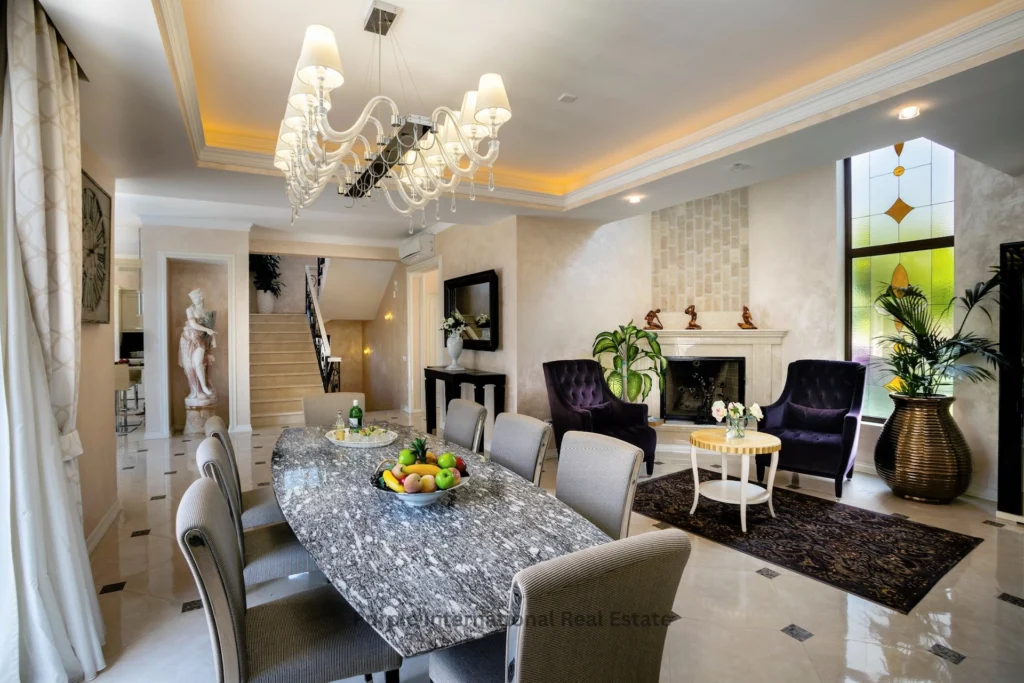 5 Bedroom House for Sale in Argaka, Paphos District