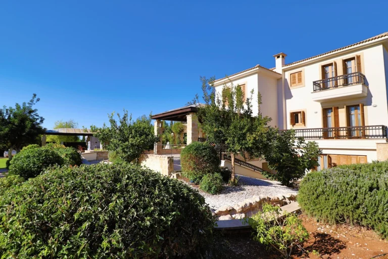 5 Bedroom House for Sale in Aphrodite Hills, Paphos District