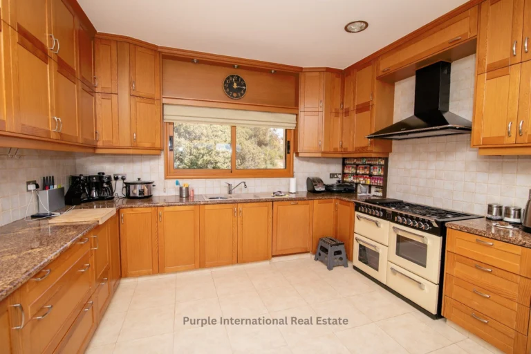 5 Bedroom House for Sale in Psematismenos, Larnaca District