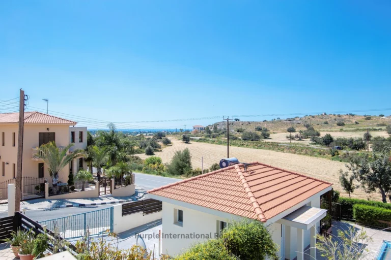 5 Bedroom House for Sale in Psematismenos, Larnaca District