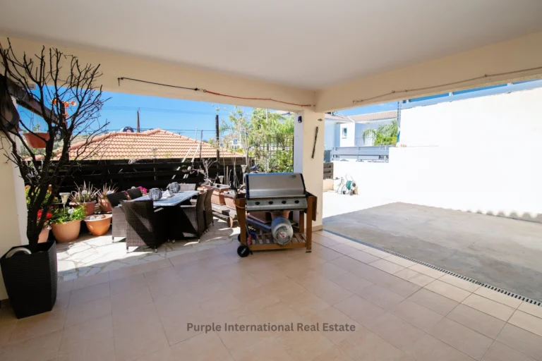 5 Bedroom House for Sale in Psematismenos, Larnaca District
