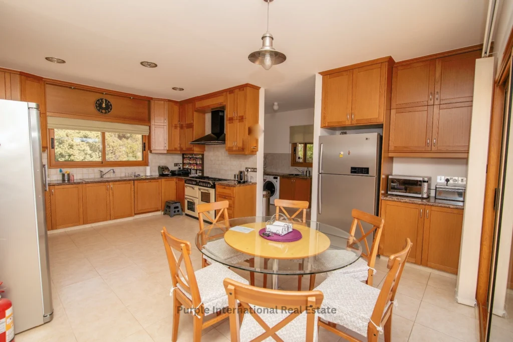5 Bedroom House for Sale in Psematismenos, Larnaca District