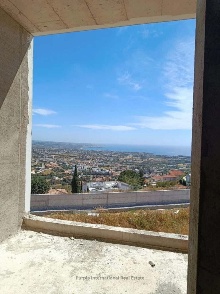 4 Bedroom House for Sale in Peyia, Paphos District