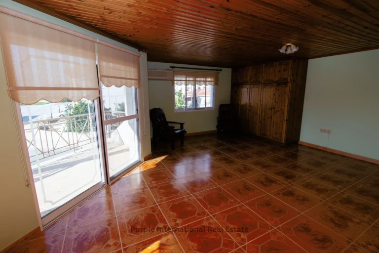 5 Bedroom House for Sale in Tersefanou, Larnaca District