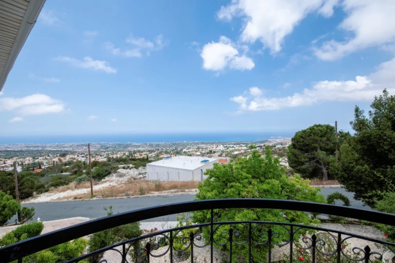 5 Bedroom House for Sale in Tala, Paphos District