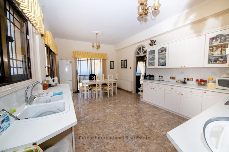 5 Bedroom House for Sale in Tala, Paphos District