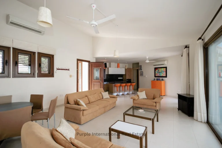 Cheap Houses and Villas for Sale Famagusta up to 900000 euro