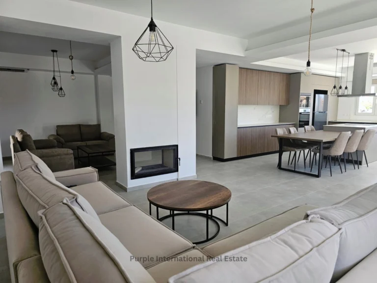 3 Bedroom House for Sale in Pervolia Larnacas