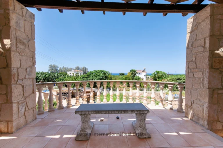 3 Bedroom House for Sale in Sea Caves, Paphos District