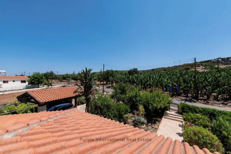 3 Bedroom House for Sale in Sea Caves, Paphos District