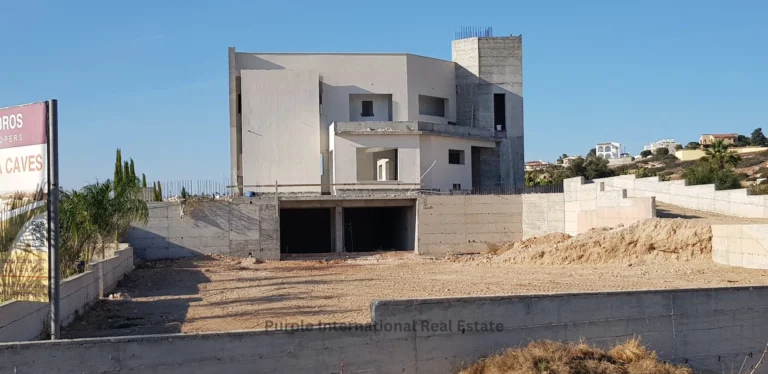 4 Bedroom House for Sale in Sea Caves, Paphos District