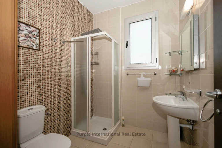 5 Bedroom House for Sale in Germasogeia, Limassol District