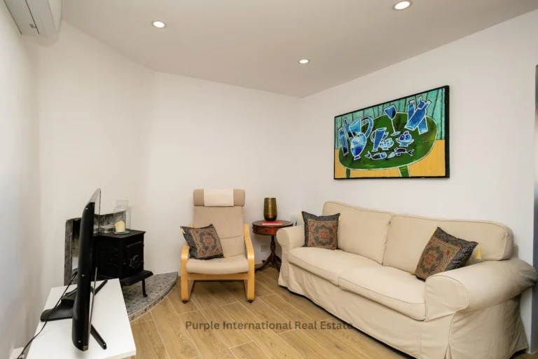 5 Bedroom House for Sale in Maroni, Larnaca District