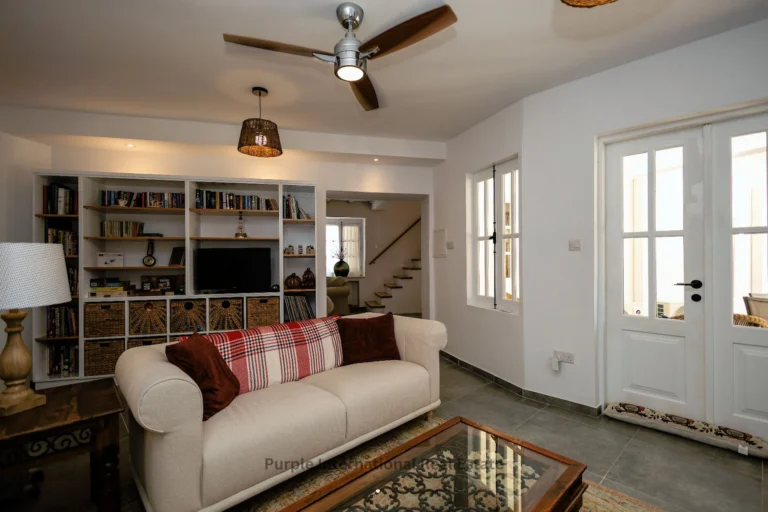 5 Bedroom House for Sale in Maroni, Larnaca District