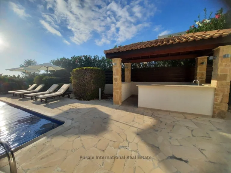 4 Bedroom House for Sale in Kissonerga, Paphos District