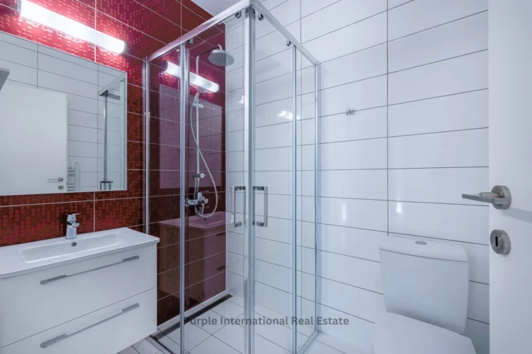 5 Bedroom House for Sale in Kissonerga, Paphos District