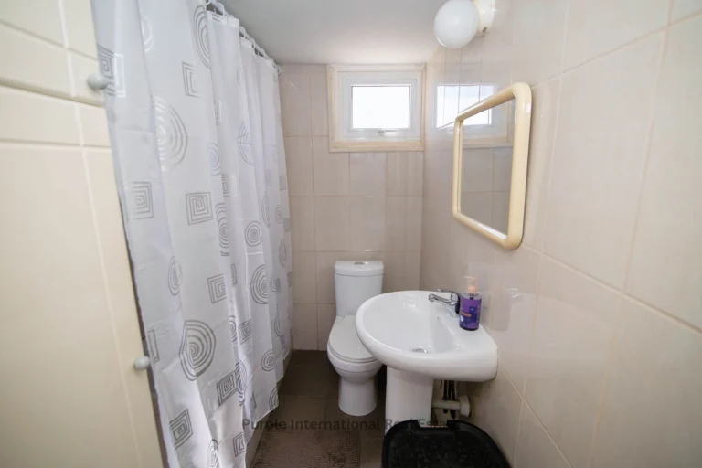 2 Bedroom House for Sale in Oroklini, Larnaca District