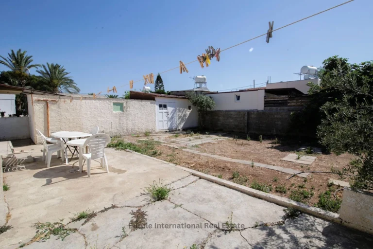 2 Bedroom House for Sale in Oroklini, Larnaca District