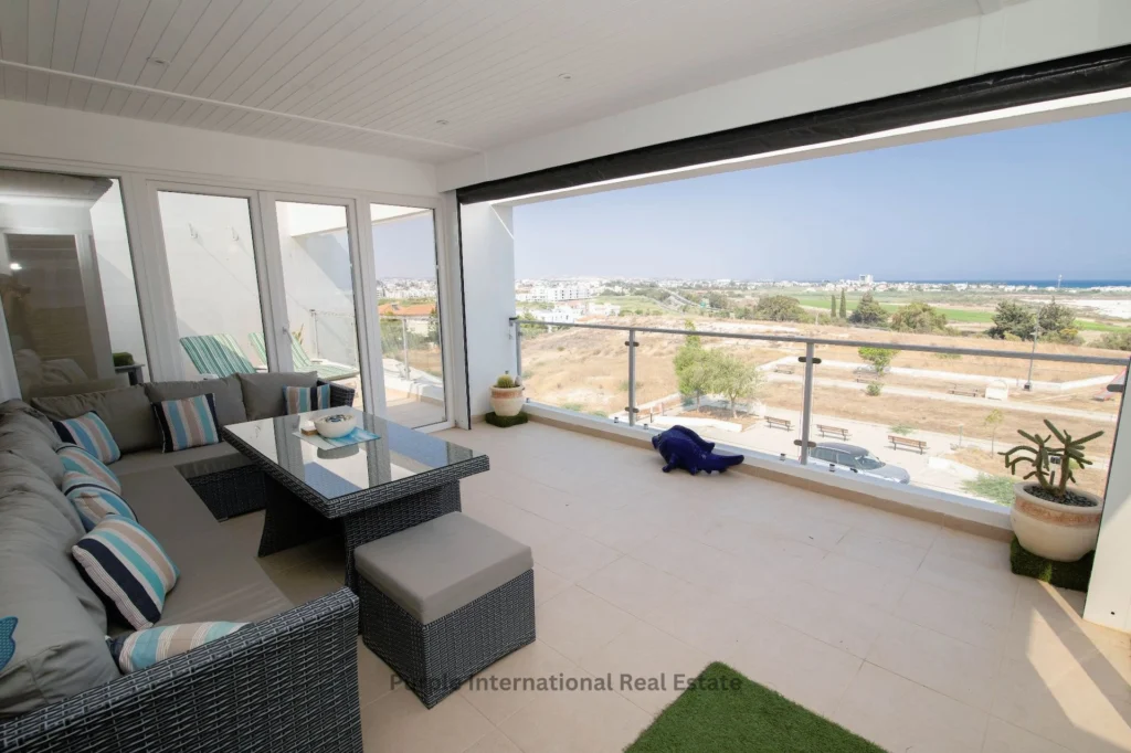 2 Bedroom Apartment for Sale in Oroklini, Larnaca District