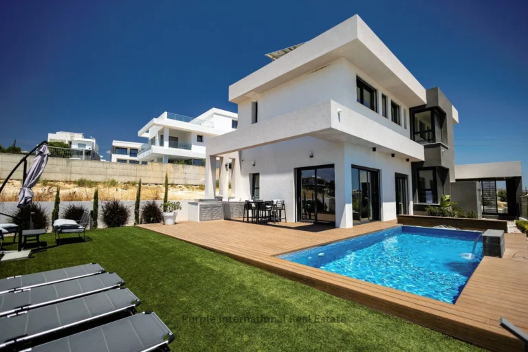 4 Bedroom House for Sale in Limassol – Agios Athanasios