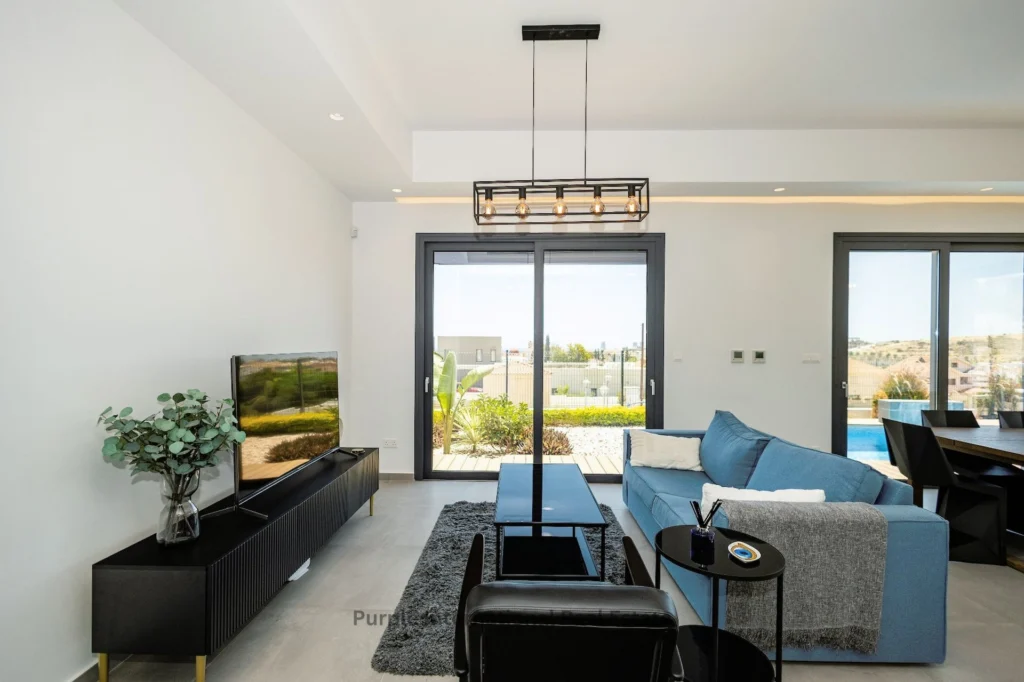 4 Bedroom House for Sale in Limassol – Agios Athanasios