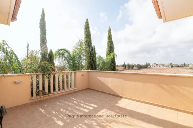 5 Bedroom House for Sale in Liopetri, Famagusta District