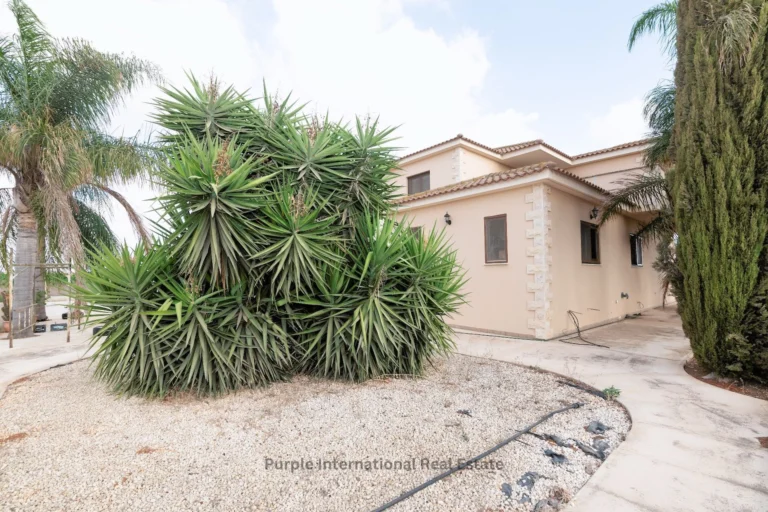 5 Bedroom House for Sale in Liopetri, Famagusta District