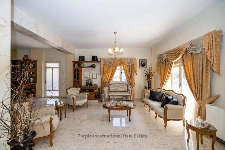 4 Bedroom House for Sale in Aradippou, Larnaca District