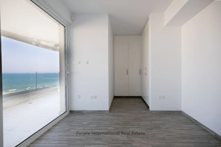 4 Bedroom Apartment for Sale in Larnaca District