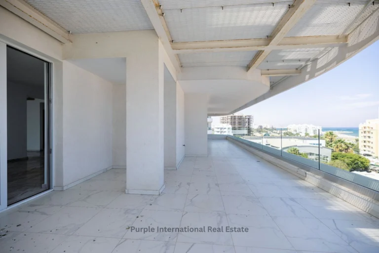 4 Bedroom Apartment for Sale in Larnaca District