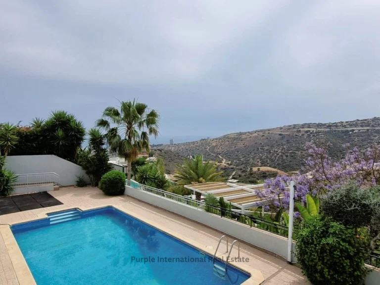 3 Bedroom House for Sale in Agios Tychonas, Limassol District