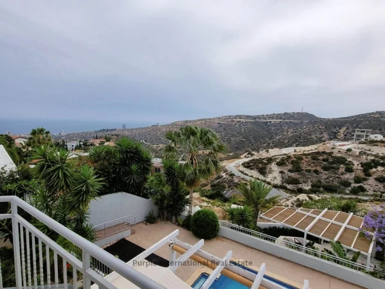 3 Bedroom House for Sale in Agios Tychonas, Limassol District