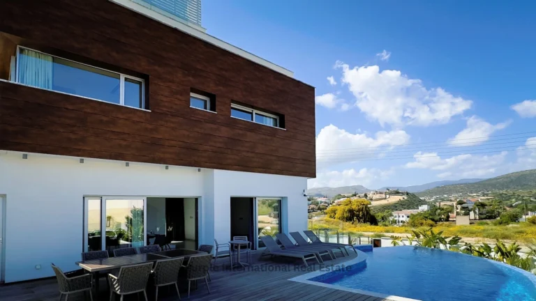 3 Bedroom House for Sale in Kalogiroi, Limassol District