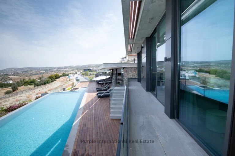 5 Bedroom House for Sale in Armou, Paphos District