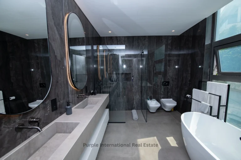 5 Bedroom House for Sale in Armou, Paphos District