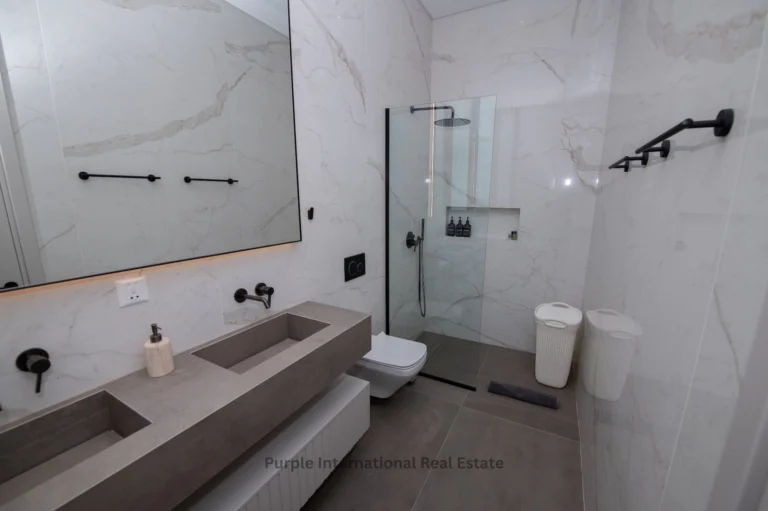 5 Bedroom House for Sale in Armou, Paphos District
