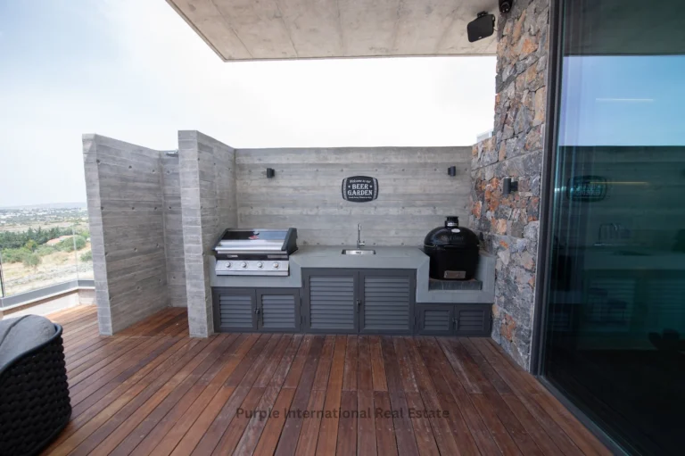 5 Bedroom House for Sale in Armou, Paphos District