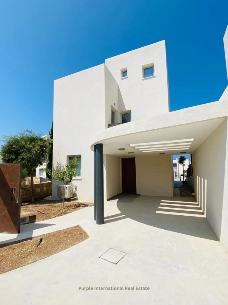 3 Bedroom House for Sale in Chlorakas, Paphos District