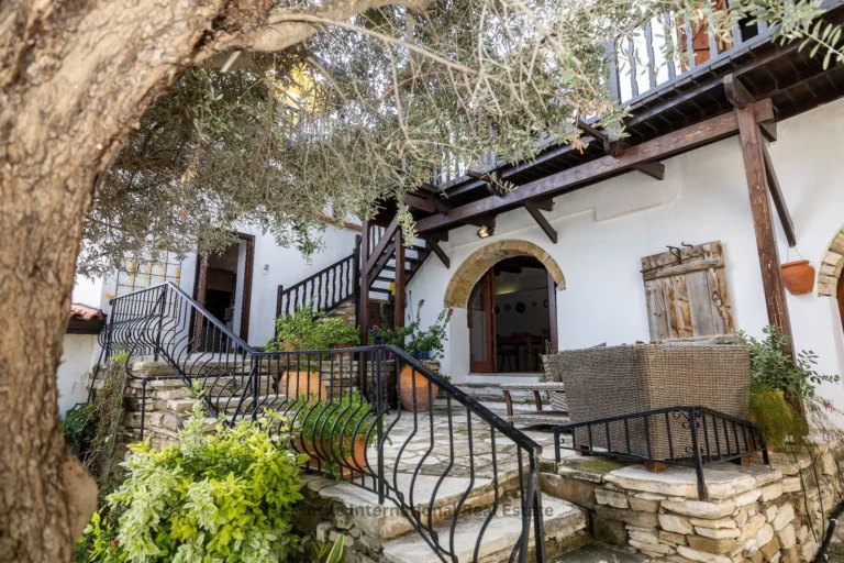 3 Bedroom House for Sale in Maroni, Larnaca District