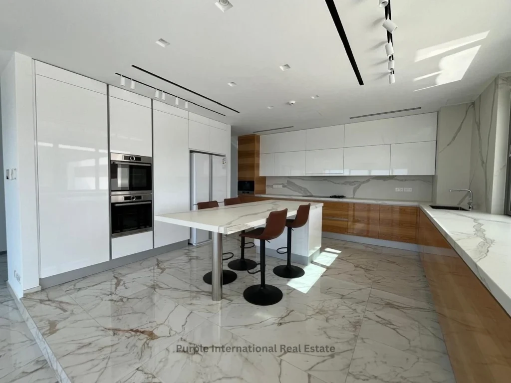 540m² House for Sale in Peyia, Paphos District