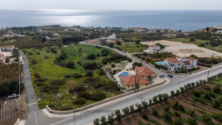 4 Bedroom House for Sale in Sea Caves, Paphos District