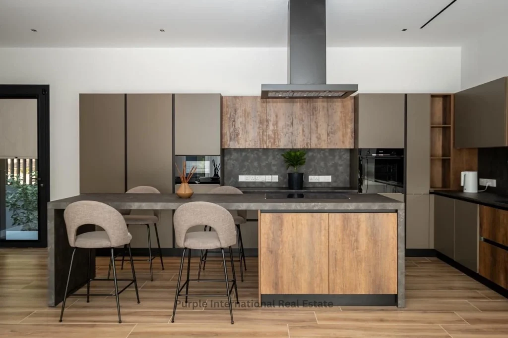 900m² House for Sale in Souni, Limassol District