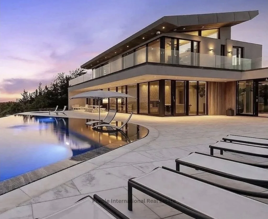 5 Bedroom House for Sale in Aphrodite Hills, Paphos District