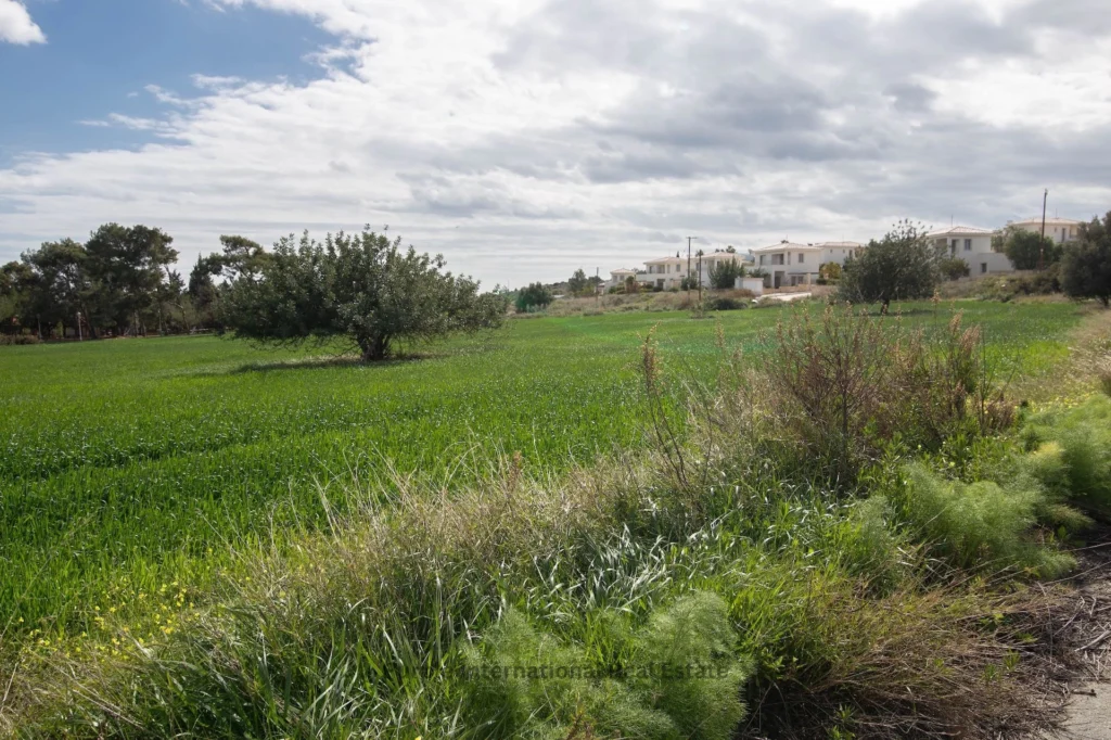 10,034m² Plot for Sale in Maroni, Larnaca District