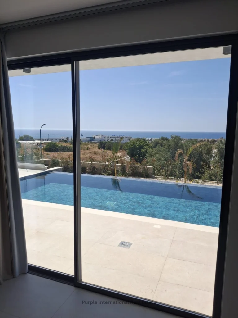 3 Bedroom House for Sale in Chlorakas, Paphos District