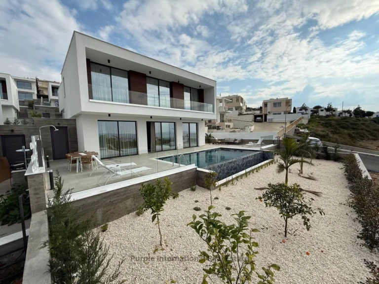 3 Bedroom House for Sale in Chlorakas, Paphos District